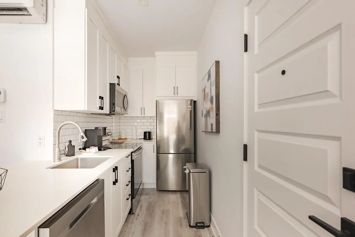 M11 Luxury 2Br Sofa Bed In The Heart Of Plateaumile-End Apartment Montreal