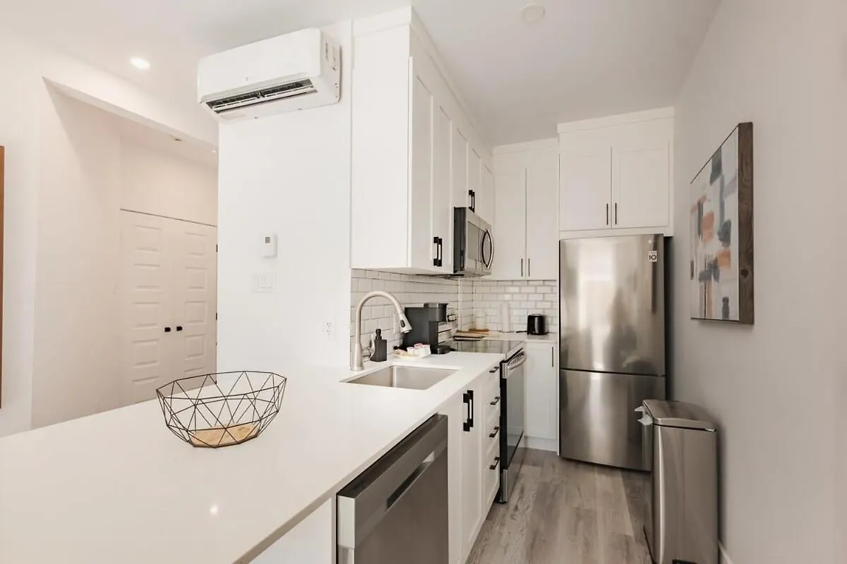 M11 Luxury 2Br Sofa Bed In The Heart Of Plateaumile-End Apartment Montreal
